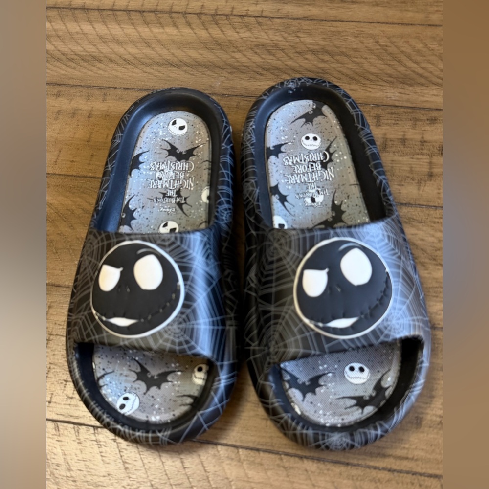 Tim Burton's The Nightmare Before Christmas Slides/Shoes, Women's Sz 9